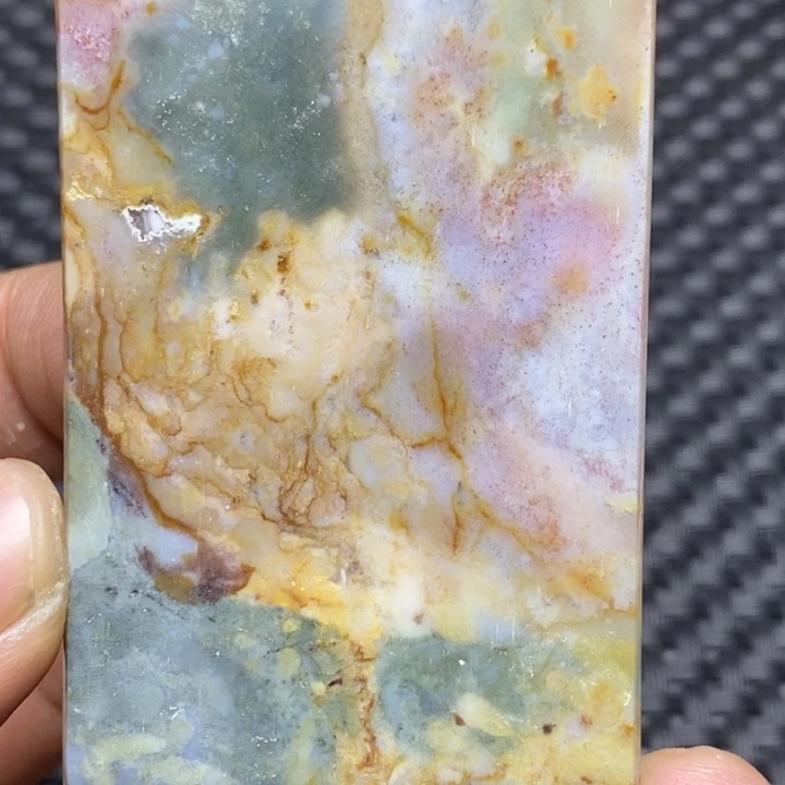 玛瑙/玉髓颈饰未镶嵌千***歌