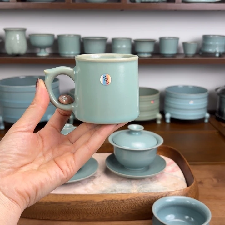 编号104仿古釉马克杯