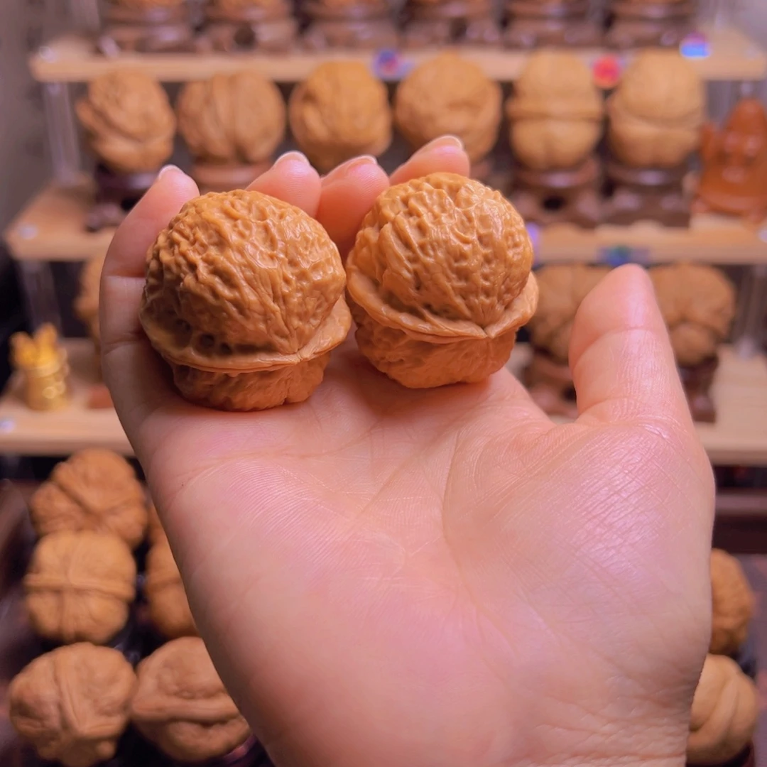 把件桃核牡丹绣球H28、38……