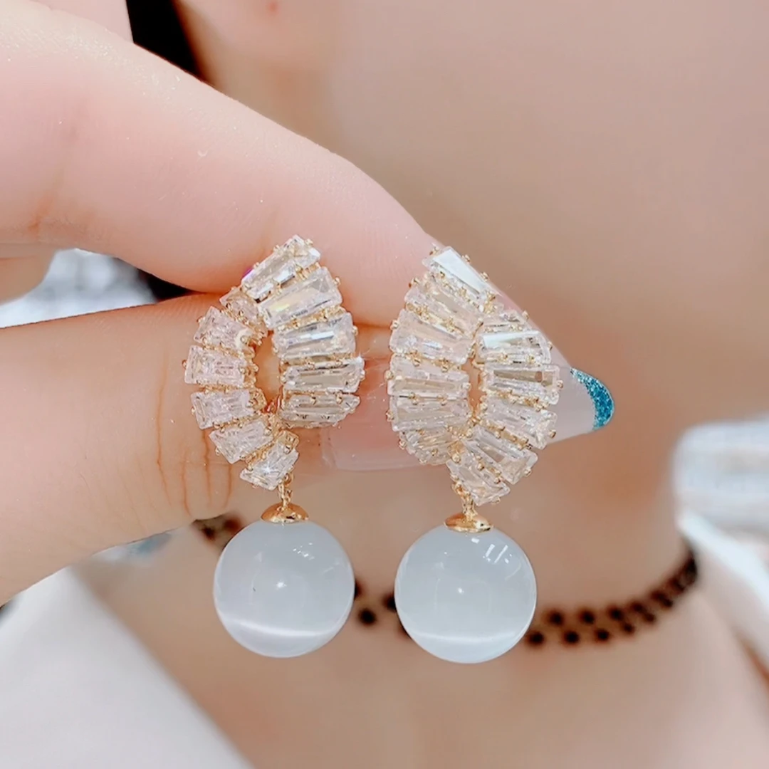 铜合金合成锆石耳饰 0678时尚个性百搭气质白色珠珠耳钉耳环