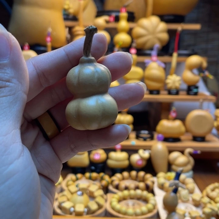 J***X天然葫芦自然生长