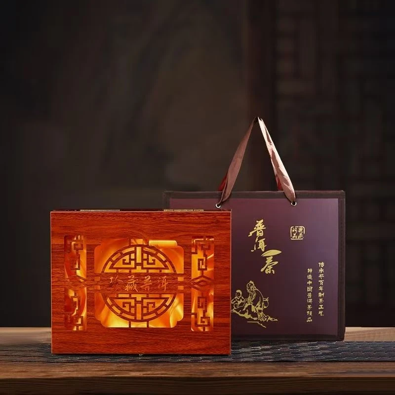 云南原产地百年古树头春料单饼包装茶尊