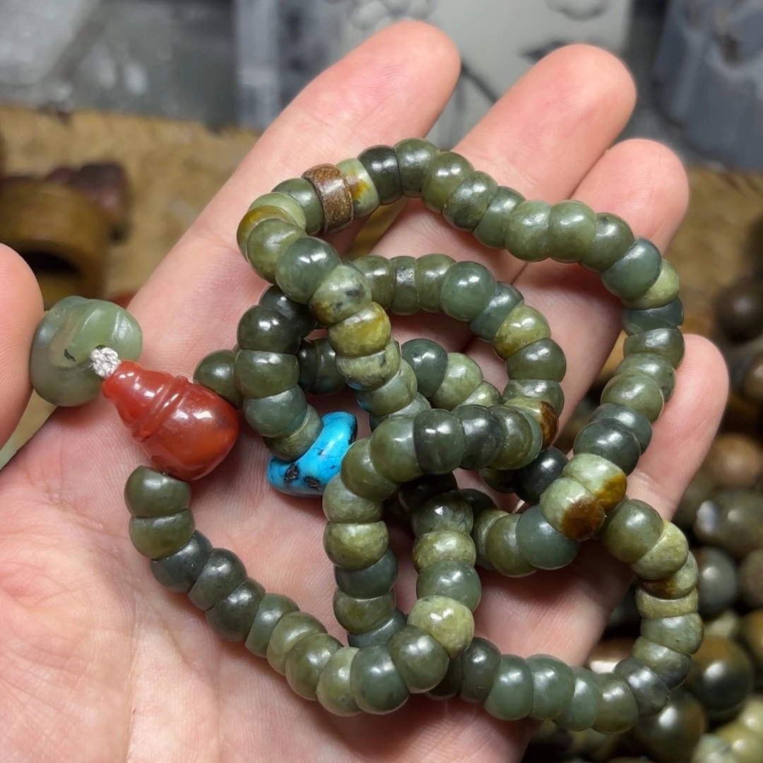 金****岫岩河磨玉（透闪石质玉）未镶嵌颈饰