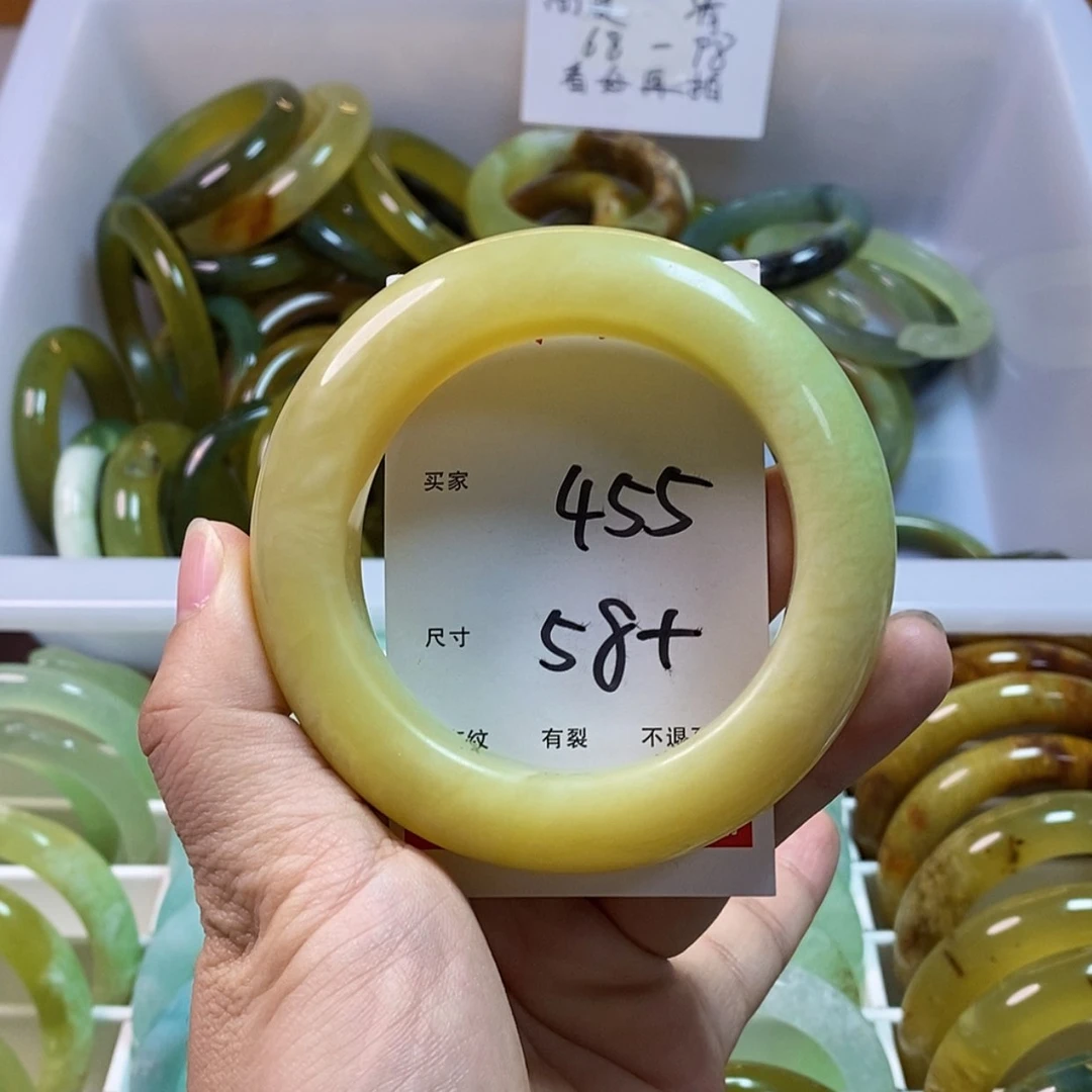 【闪购商品】蛇纹石玉手镯未镶嵌