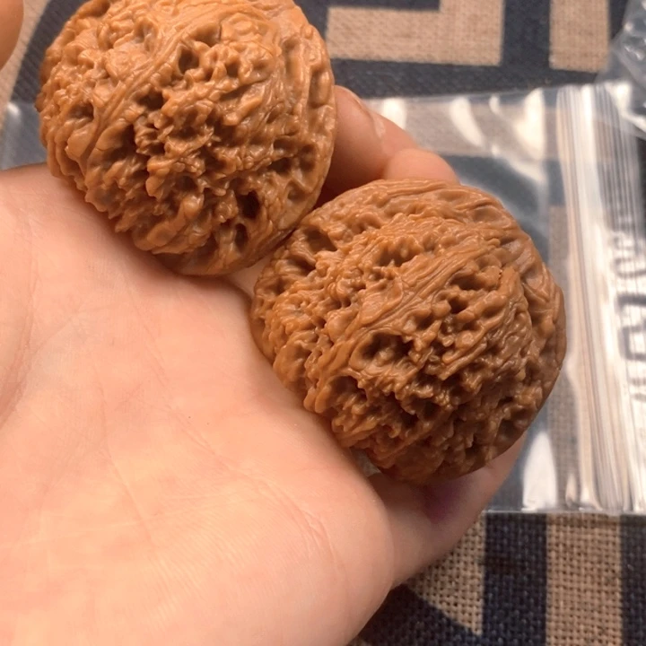 吊坠文玩核桃全品南疆
