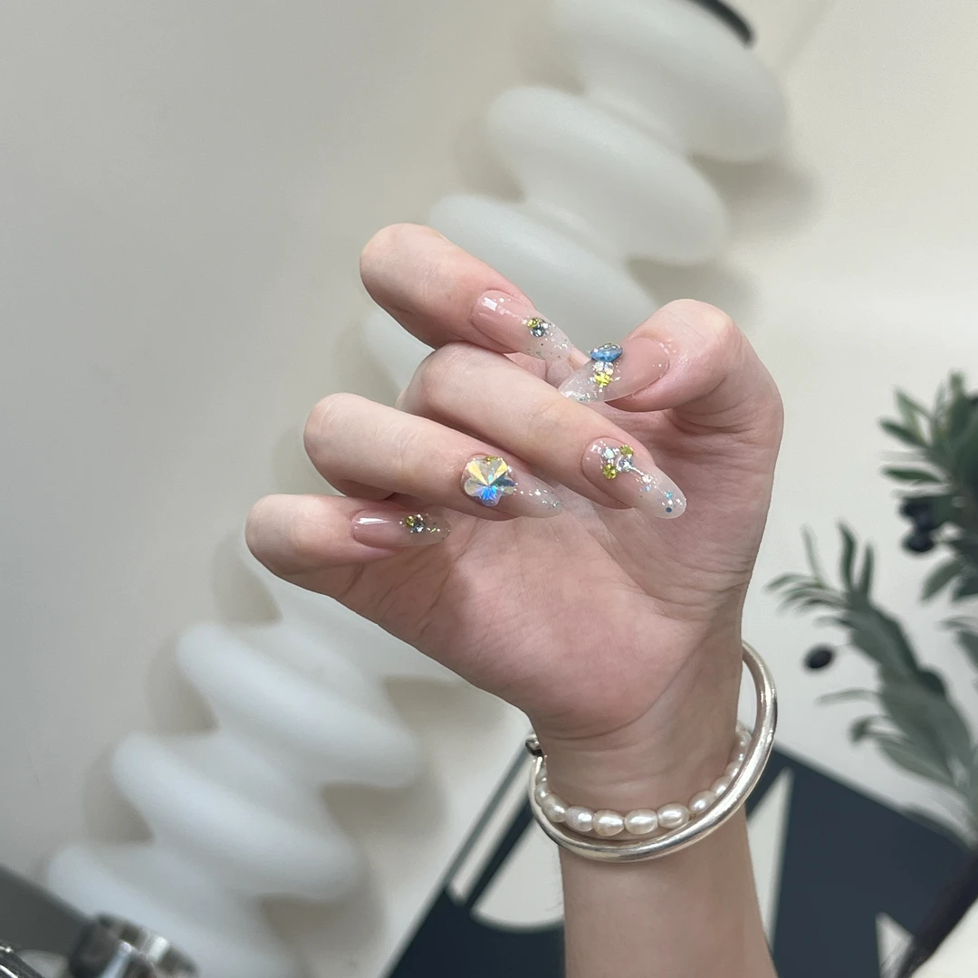 本宫指义【C148-1/施华】穿戴甲 底色：粉08反渐变