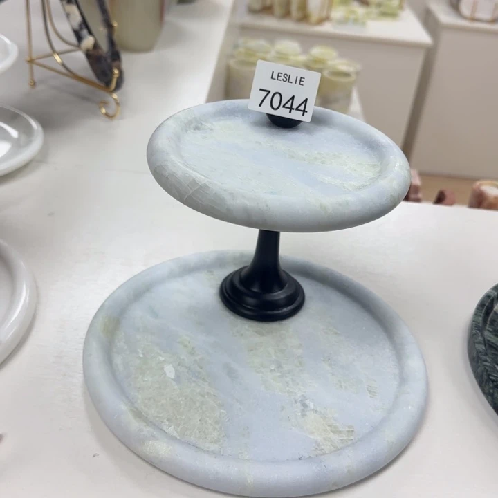 X044.                 蓝