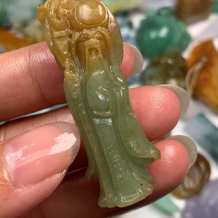 定制翡翠未镶嵌翡翠