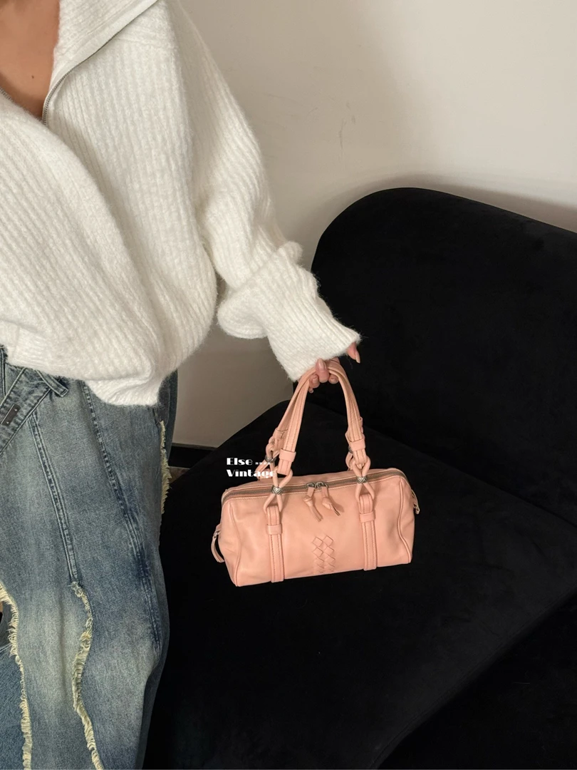 95新 BOTTEGA VENETA/葆蝶家 BV粉色小圆筒手提包