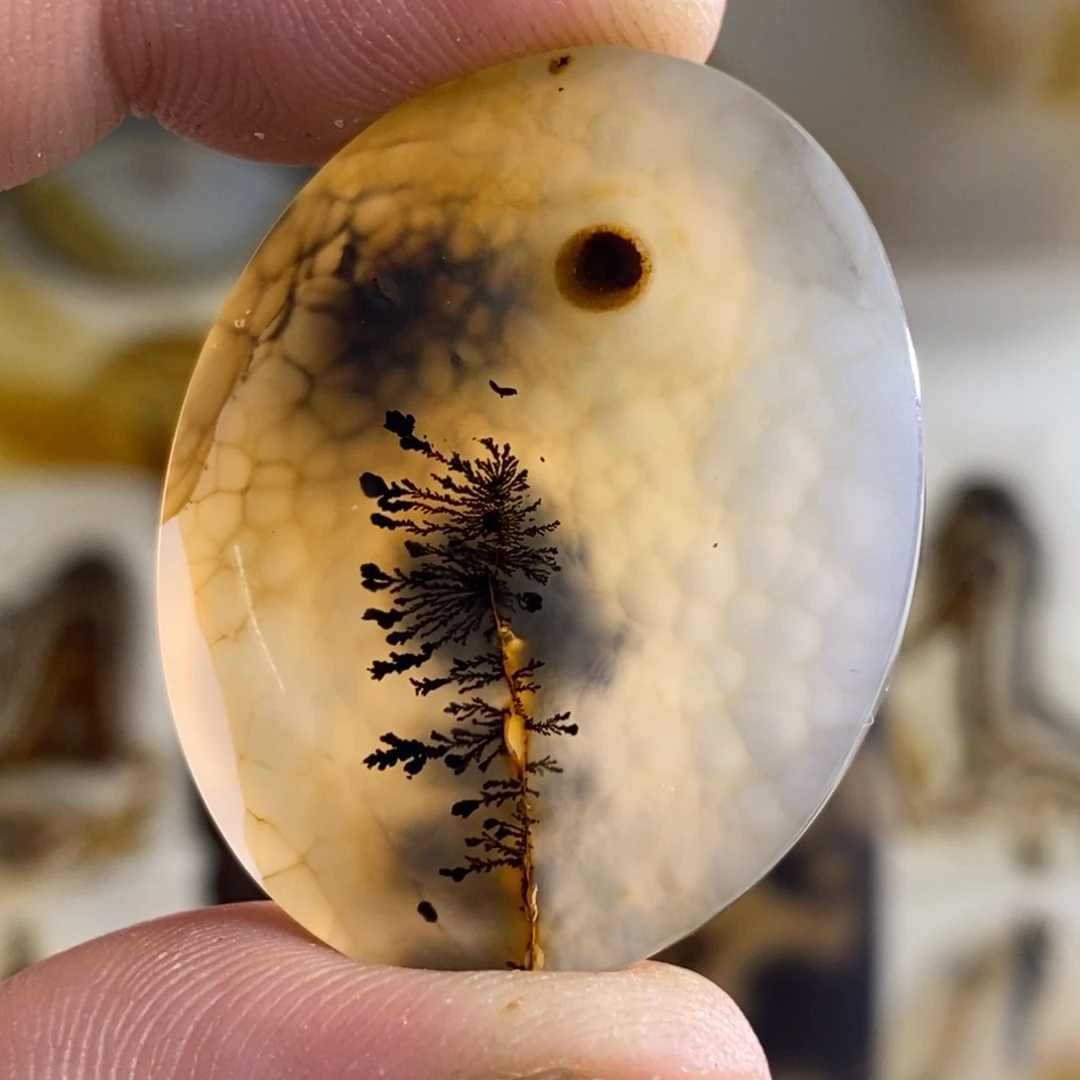 玛瑙/玉髓吊坠未镶嵌