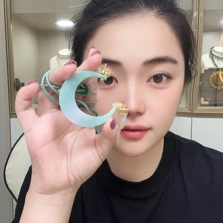翡翠未镶嵌颈饰520