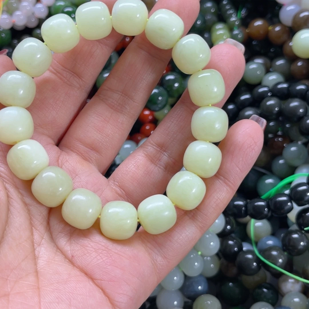 未镶嵌手链和田玉