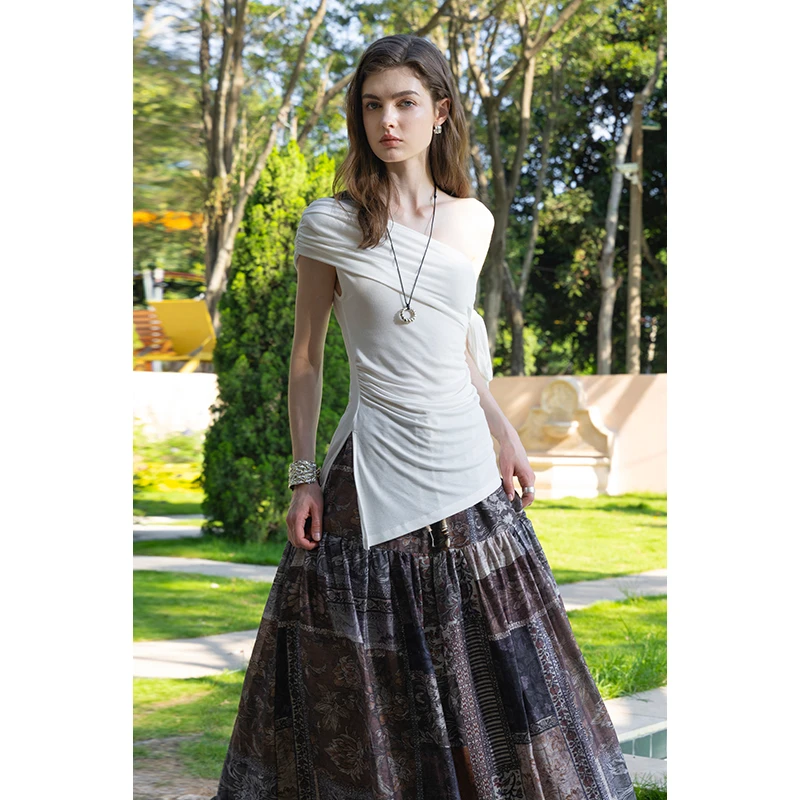 miorastudio法式复古白色斜肩上衣修身不规则设计感蝴蝶结露肩T恤