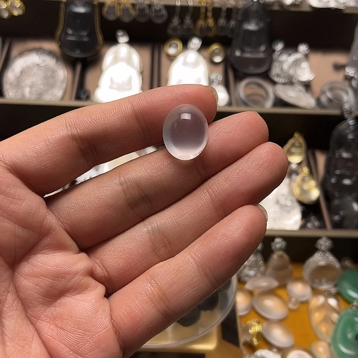 闲***人石英质玉未镶嵌戒面