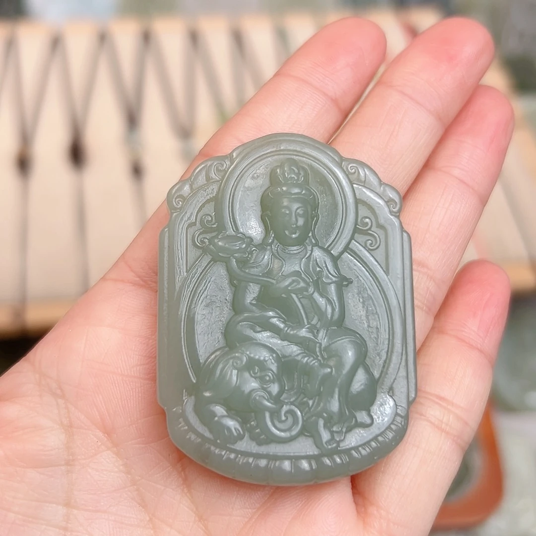 颈饰未镶嵌和田玉帅*