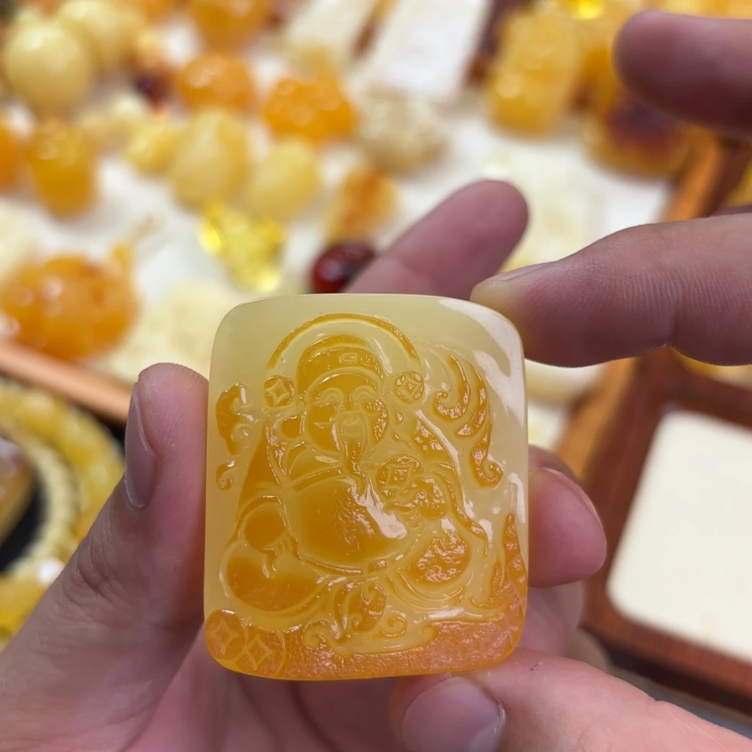 蜜蜡未镶嵌裸石财迷