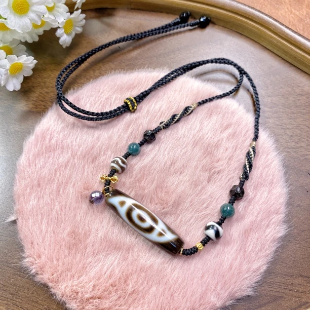 玛瑙黑白凤眼一眼锁骨链时尚个性设计简约藏风项链手工编绳