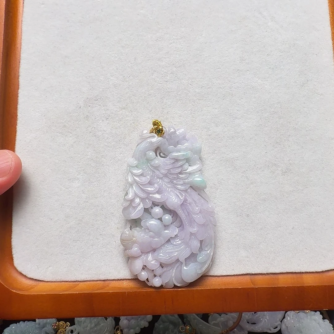 吊坠(赠链)未镶嵌翡翠