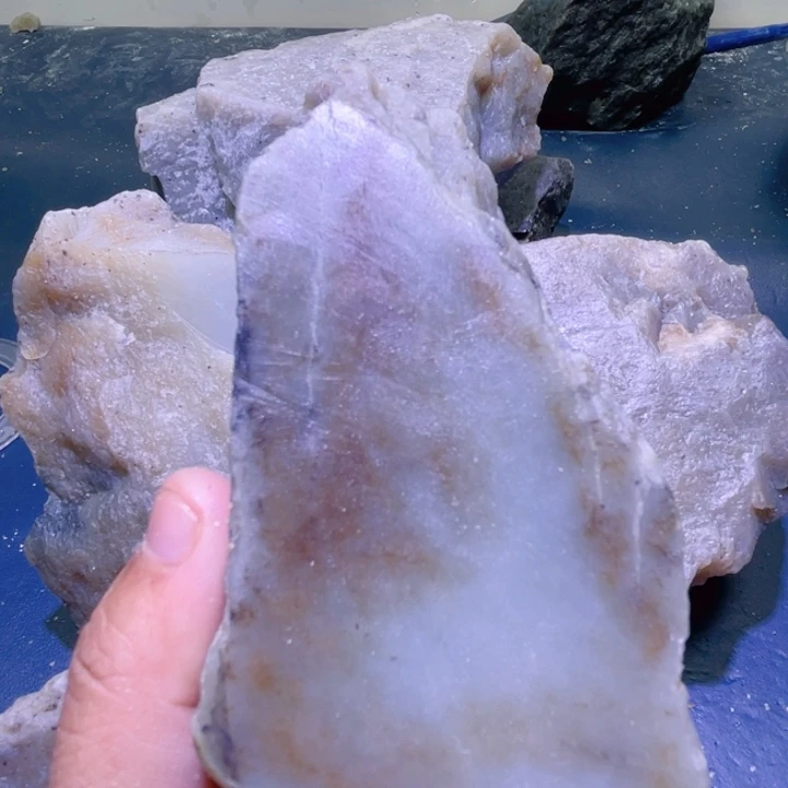 和田玉未镶嵌珠宝半成品