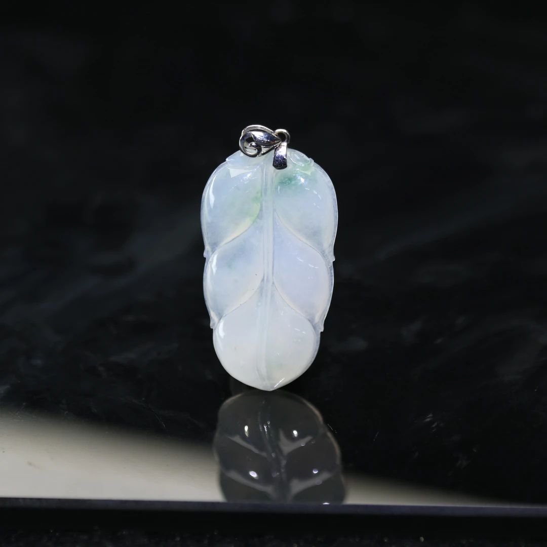 5天然缅甸翡翠A货18k叶子/900352/上海嘉禾拍卖