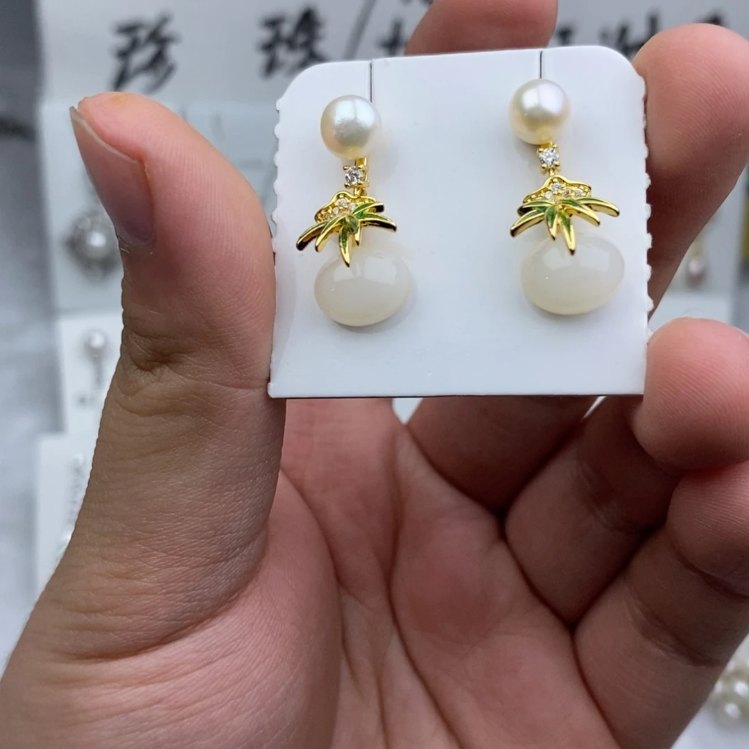 淡水珍珠耳饰未镶嵌