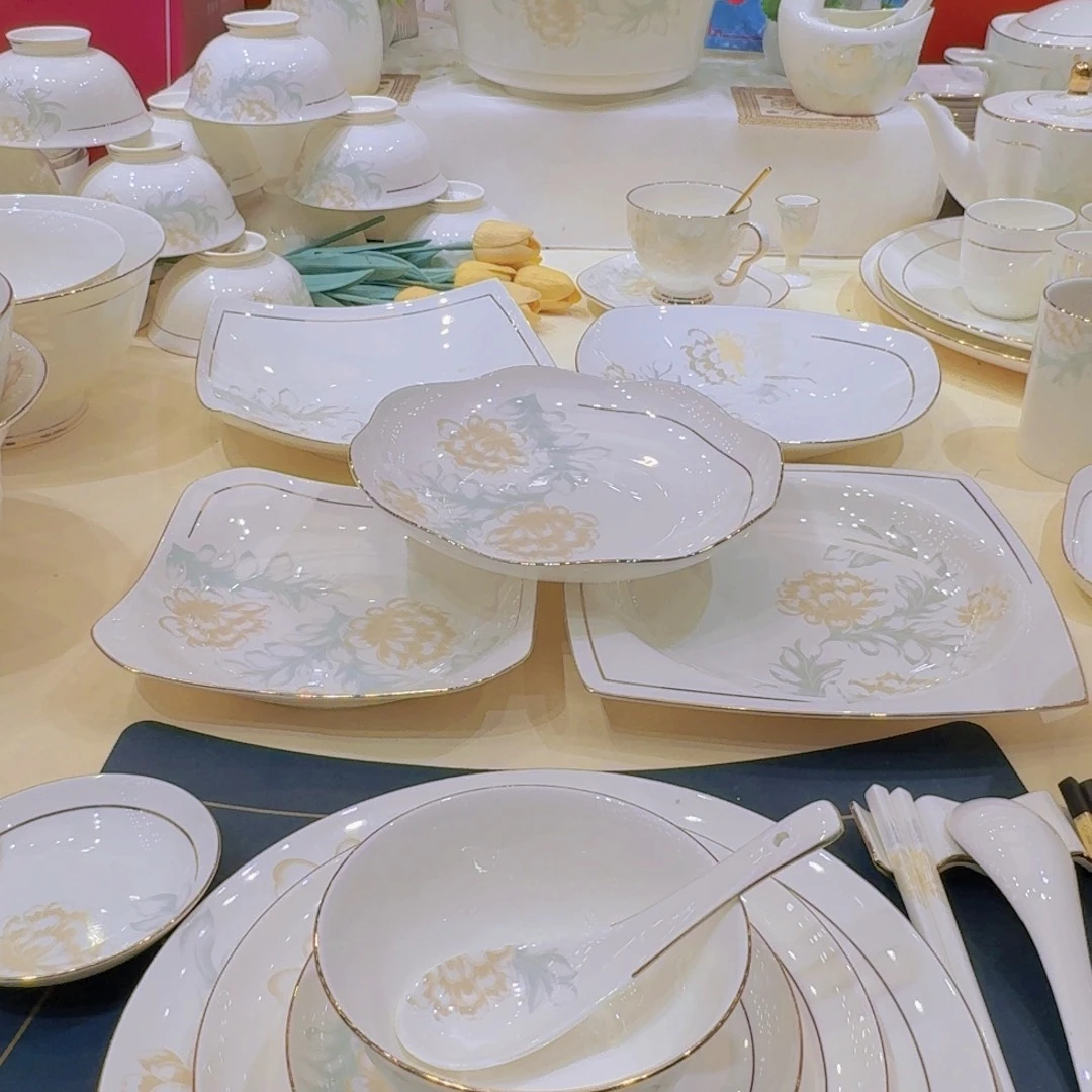 45%以上骨粉骨瓷景德镇描金清雅套装