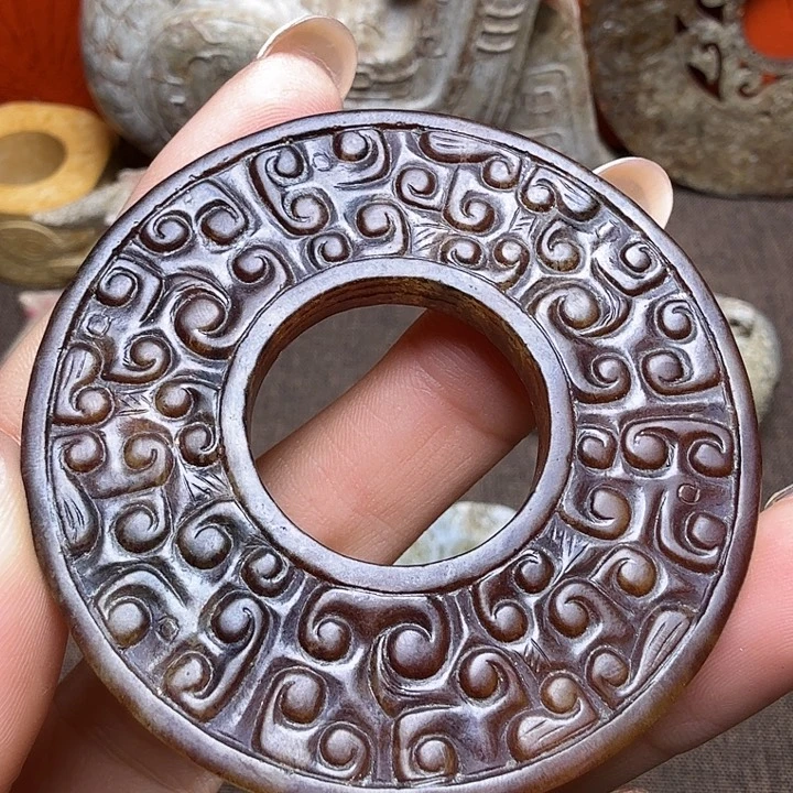 逢***吉和田玉（糖玉）未镶嵌颈饰