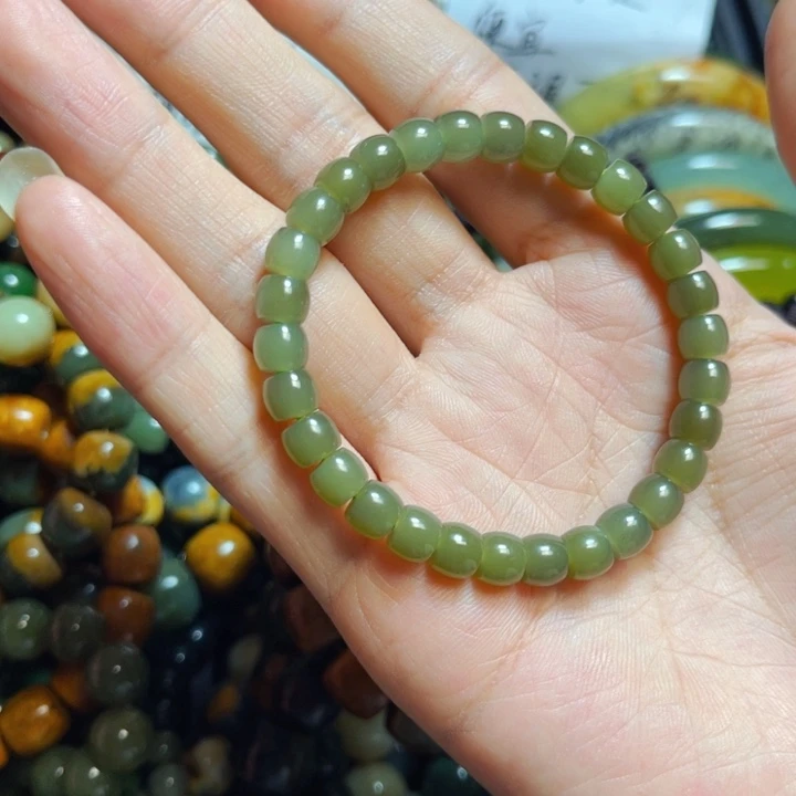 岫岩河磨玉（透闪石质玉）手链未镶嵌