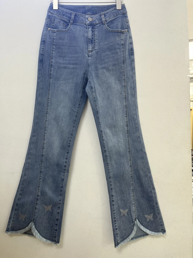 依仙圣姿YA2N3306牛仔女裤2025夏磨白高腰弹力修身浅色微喇鱼尾裤