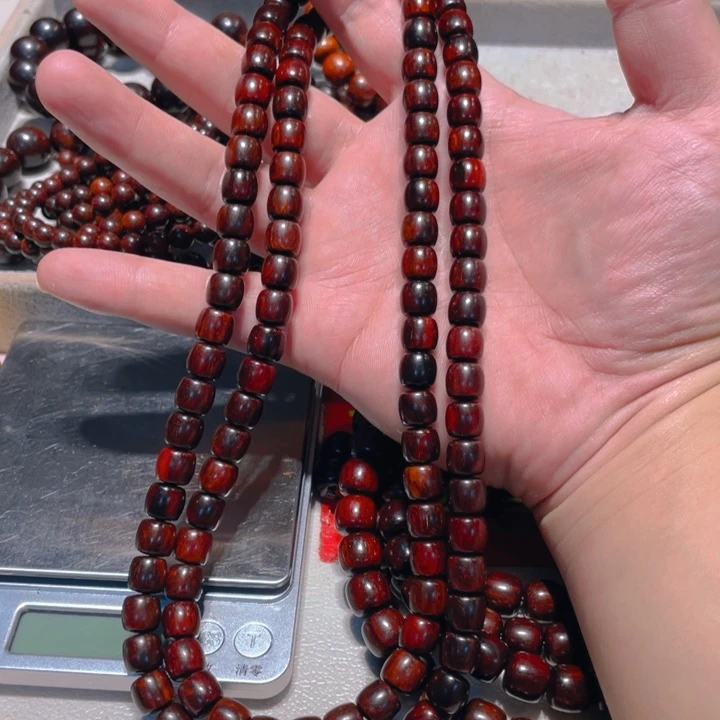檀香紫檀（小叶紫檀）0910，黑飘红老料108颗