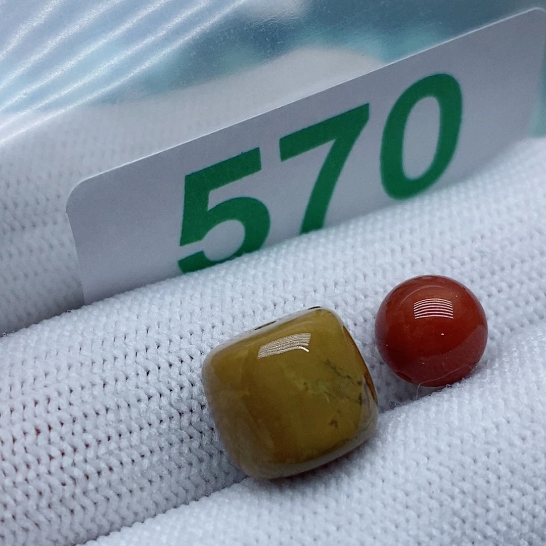 未镶嵌南红玛瑙珠宝奇石