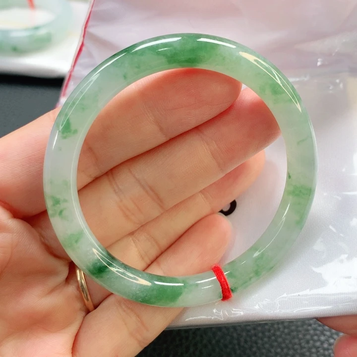 未镶嵌手镯翡翠52圆