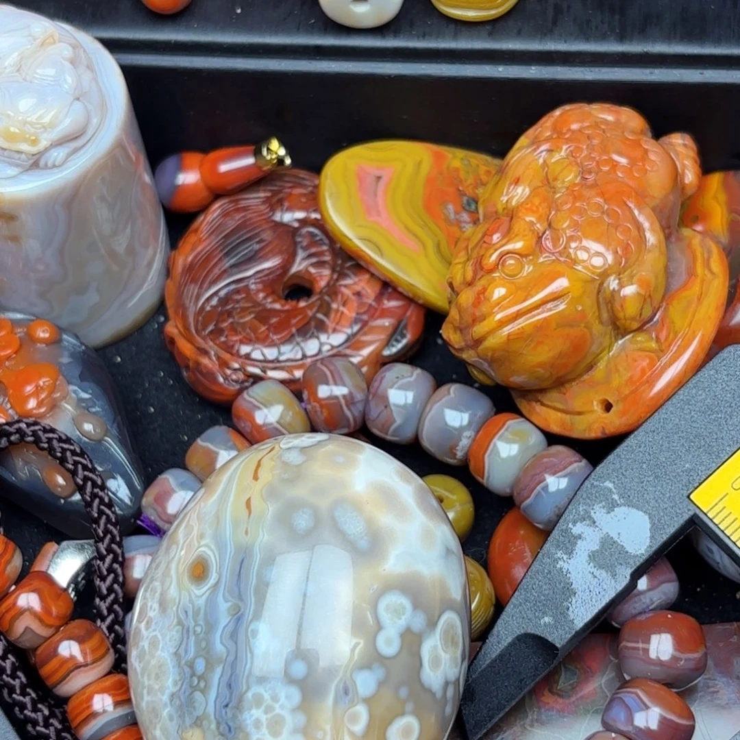 壹***9玛瑙/玉髓未镶嵌玛瑙