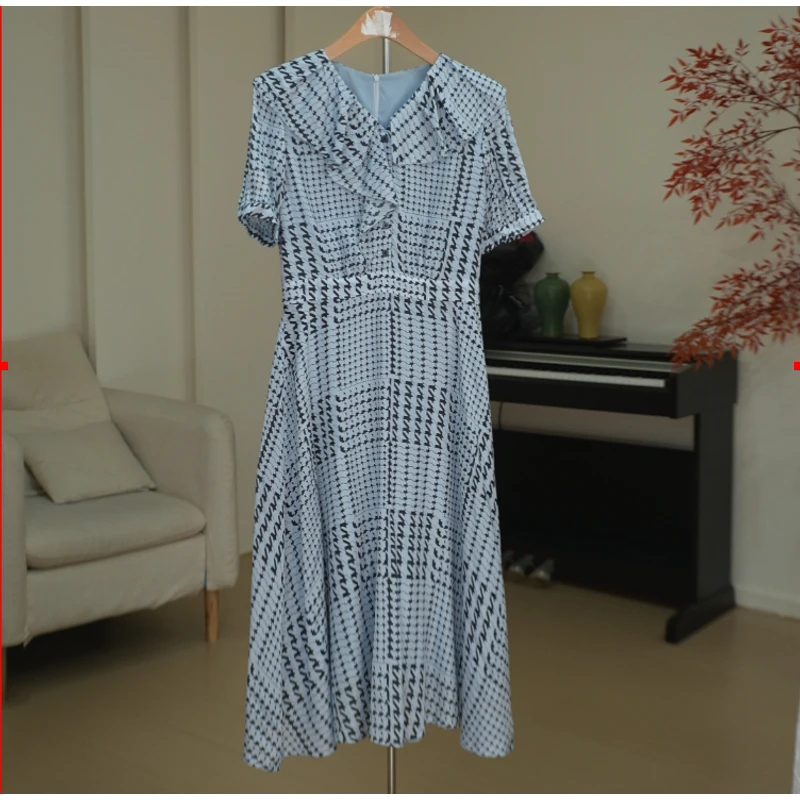 YS015 荷叶边V领中长款印花连衣裙 110435129