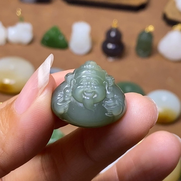 和田玉（碧玉）未镶嵌颈饰碧玉粉青猫眼财神吊坠