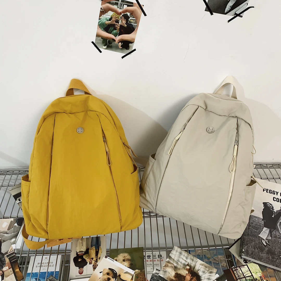 超轻时尚百搭双肩背包休闲简约韩版日系