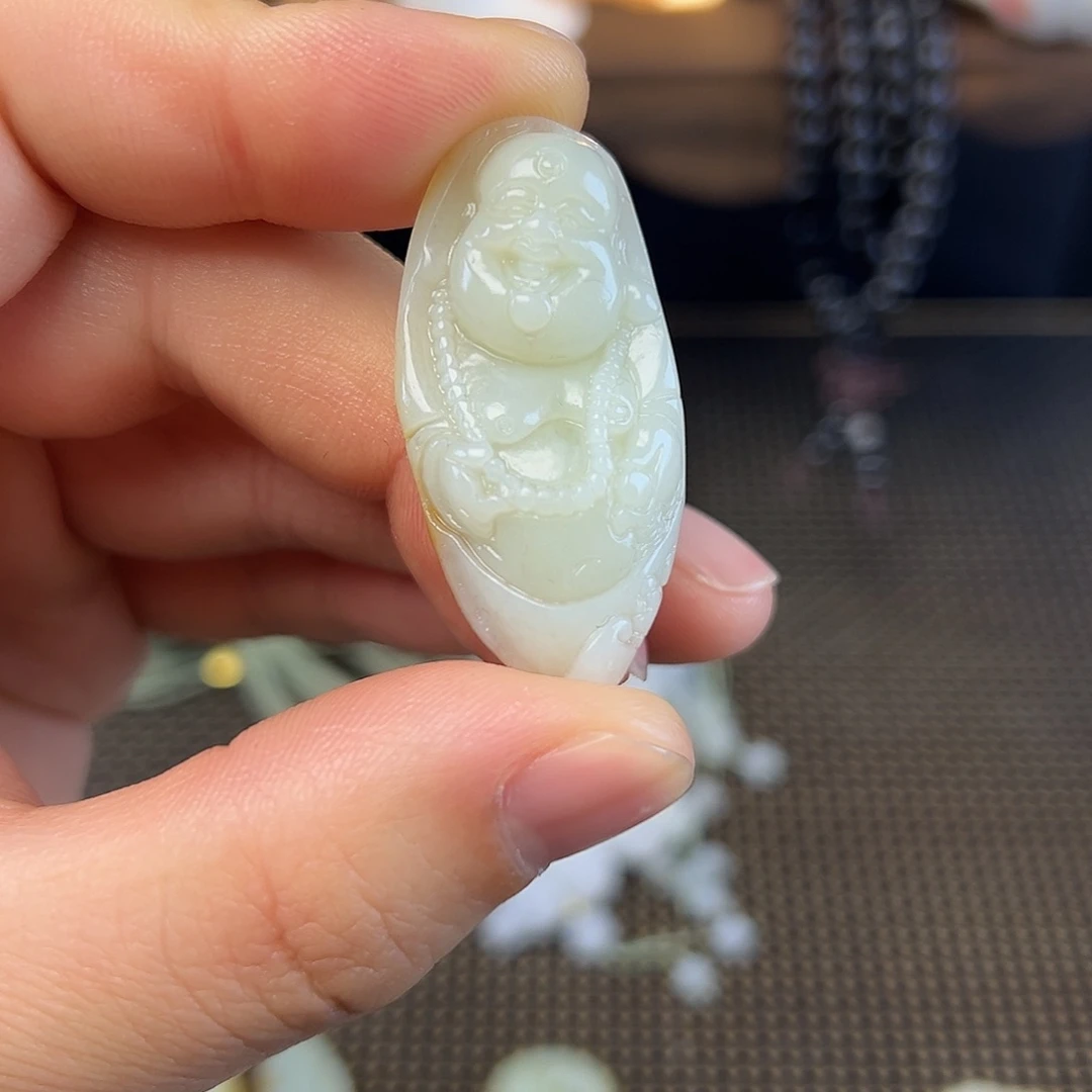 和田玉（糖玉）颈饰未镶嵌