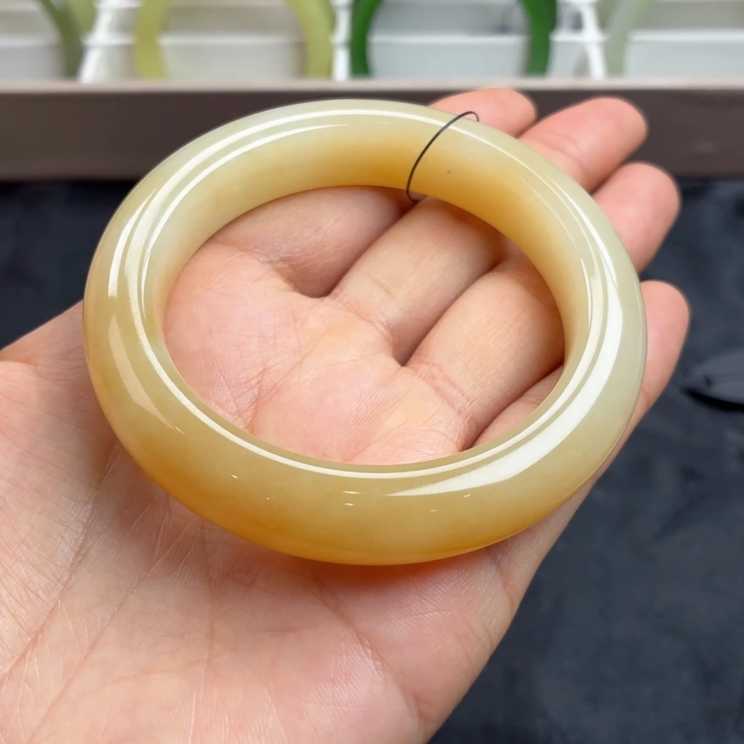 和田玉未镶嵌手镯蜜糖满色54圈