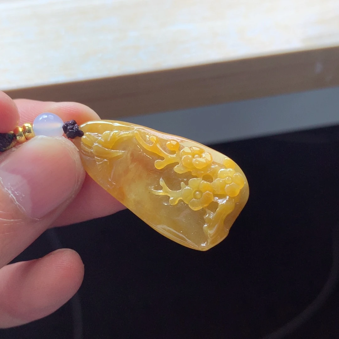 翡翠颈饰未镶嵌吊坠