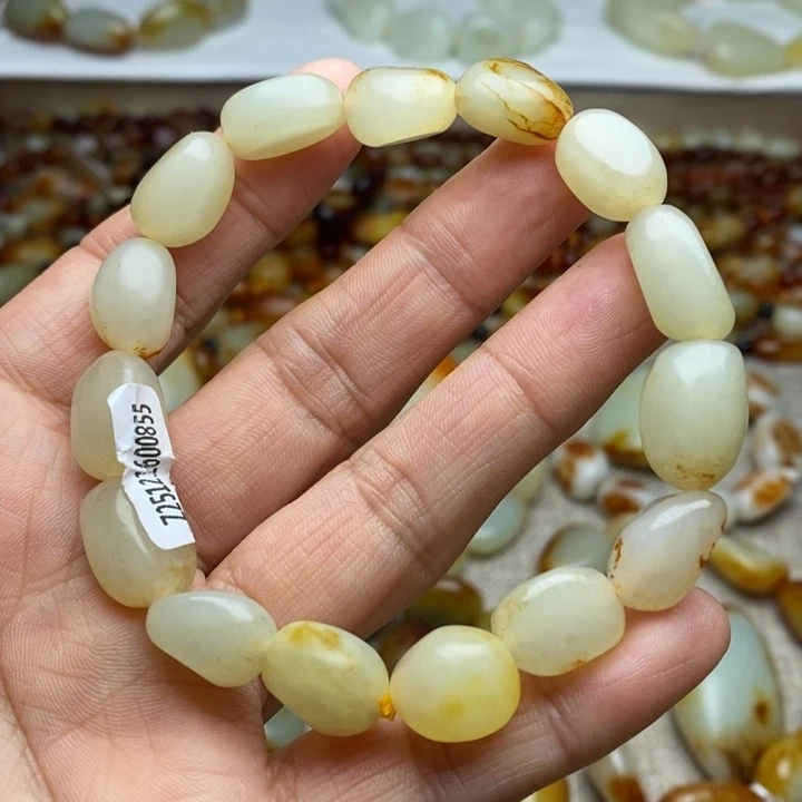 和田玉未镶嵌手链