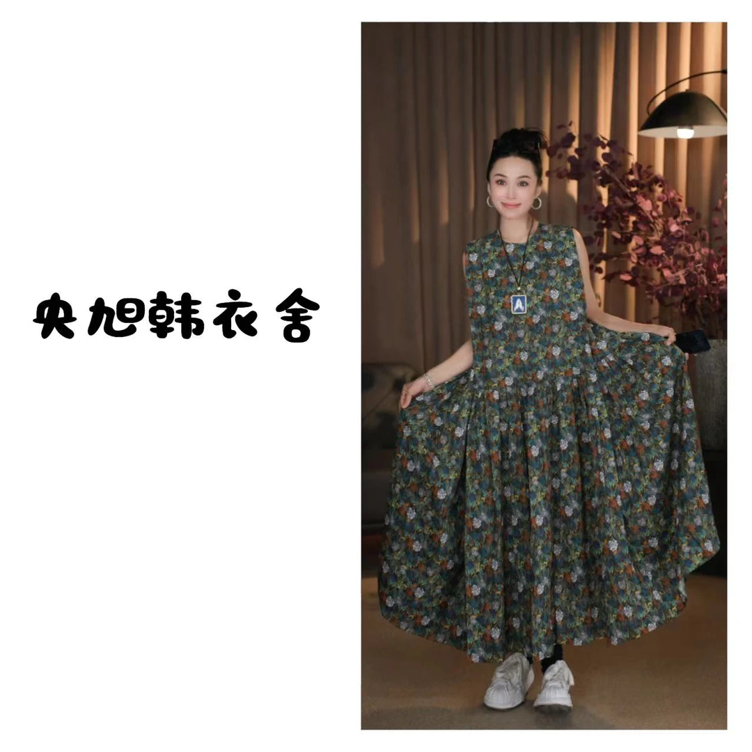 央旭韩衣舍  复古碎花无袖大裙摆长裙2025289