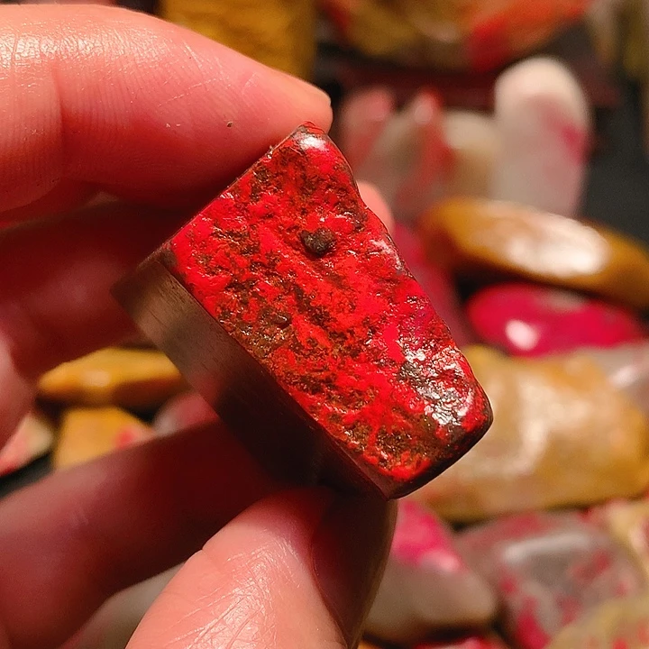 昌化鸡血石快****8昌化鸡血石