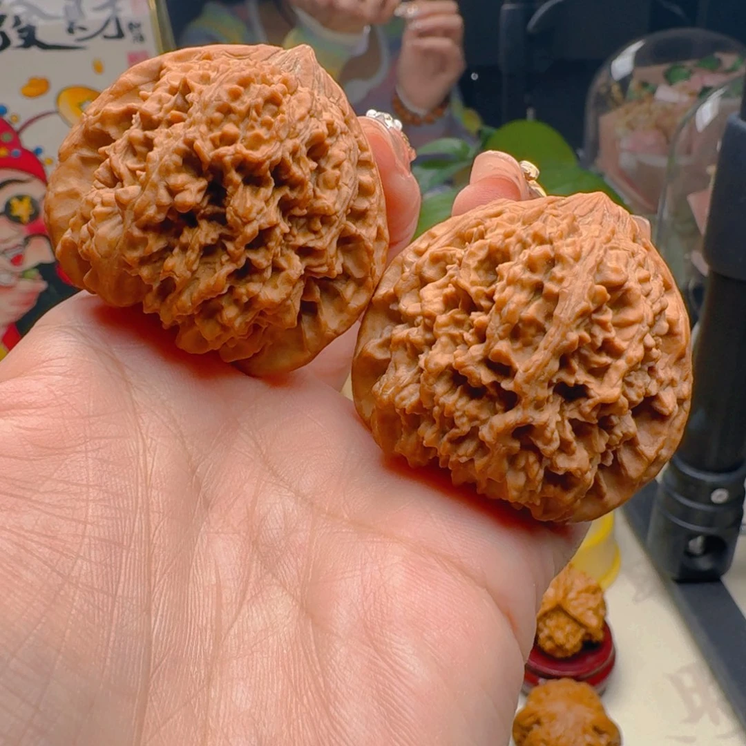 核桃把件44尺寸满天星