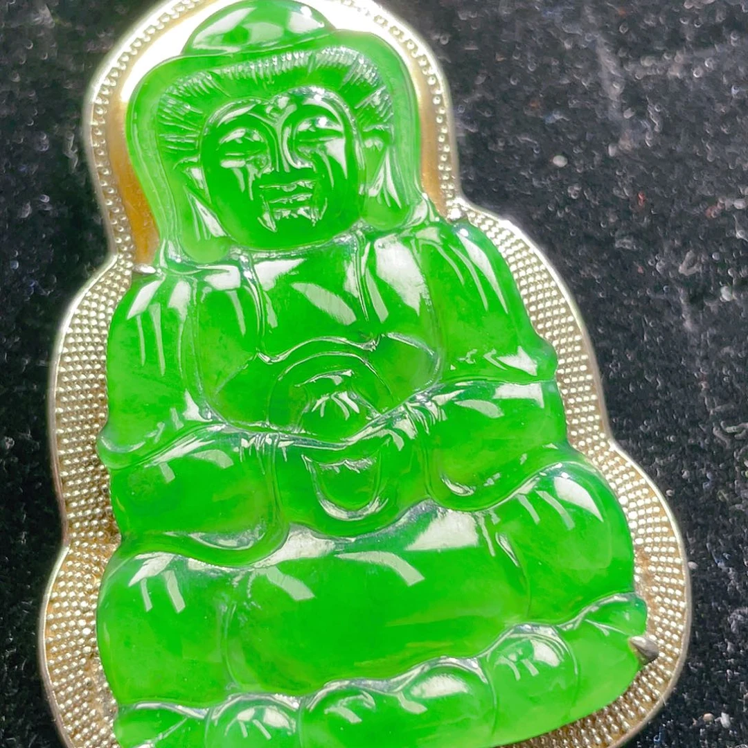 翡翠颈饰未镶嵌38，