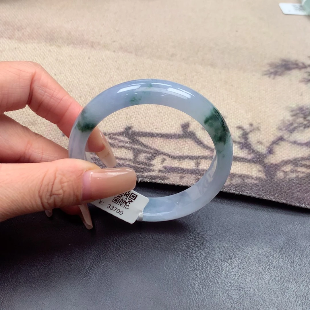 未镶嵌手镯翡翠缅甸翡翠手镯