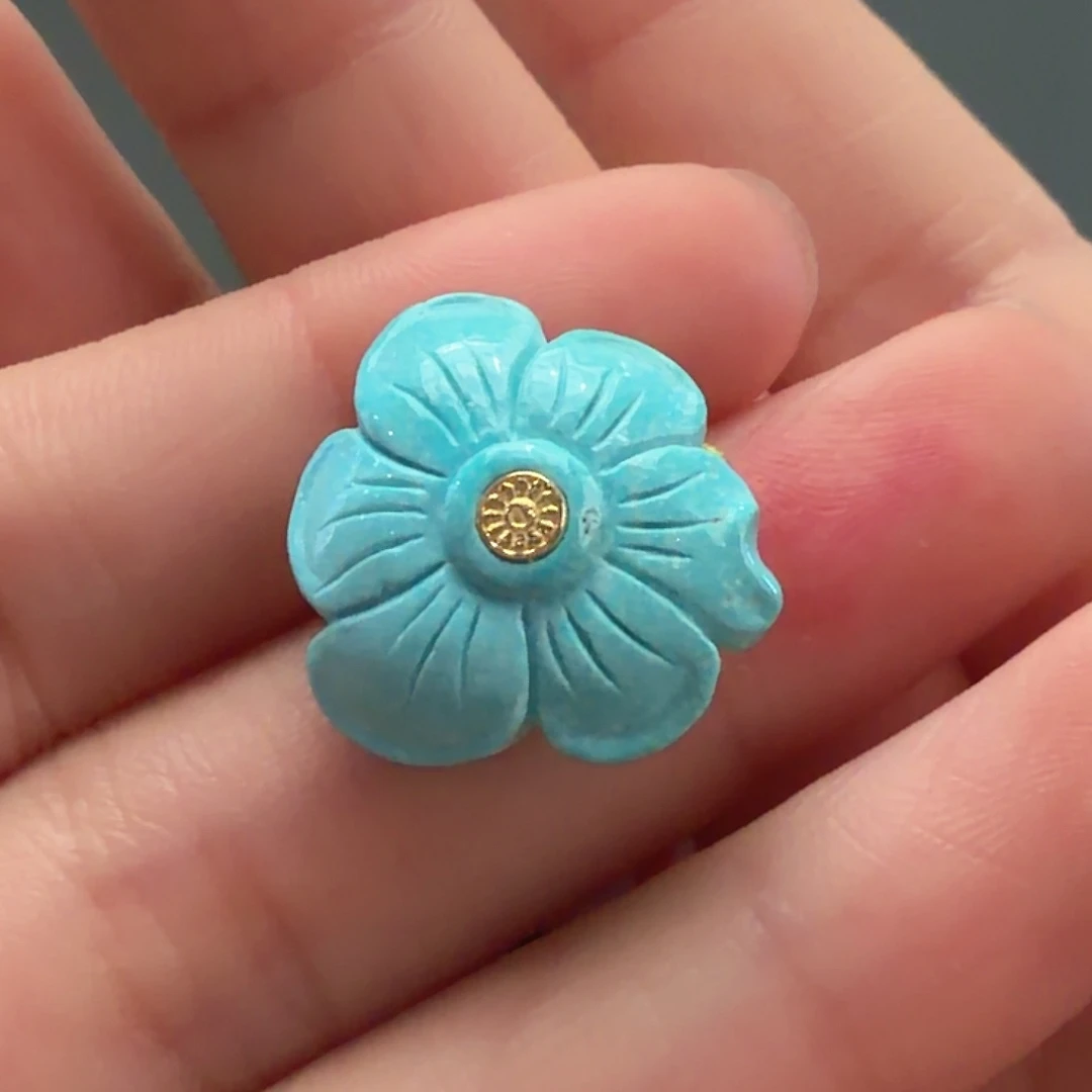 绿松石未镶嵌颈饰