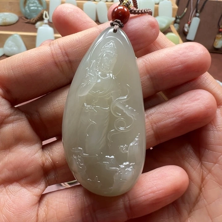 和田玉未镶嵌颈饰青海料观音