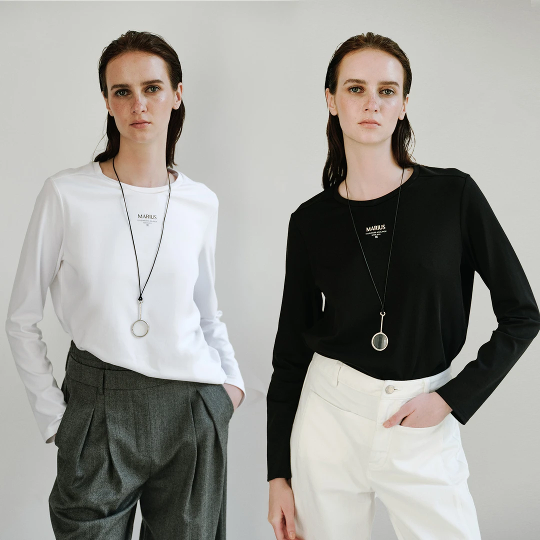 MARIUS"卷王3.0"经典定制logo印花实穿直身正肩微收腰借缝T恤