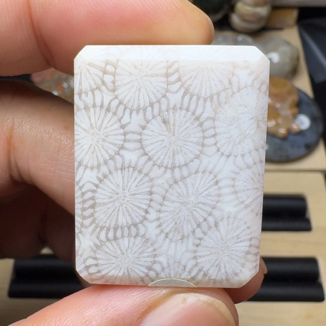 硅化玉未镶嵌纯天然色有机玉石保真色