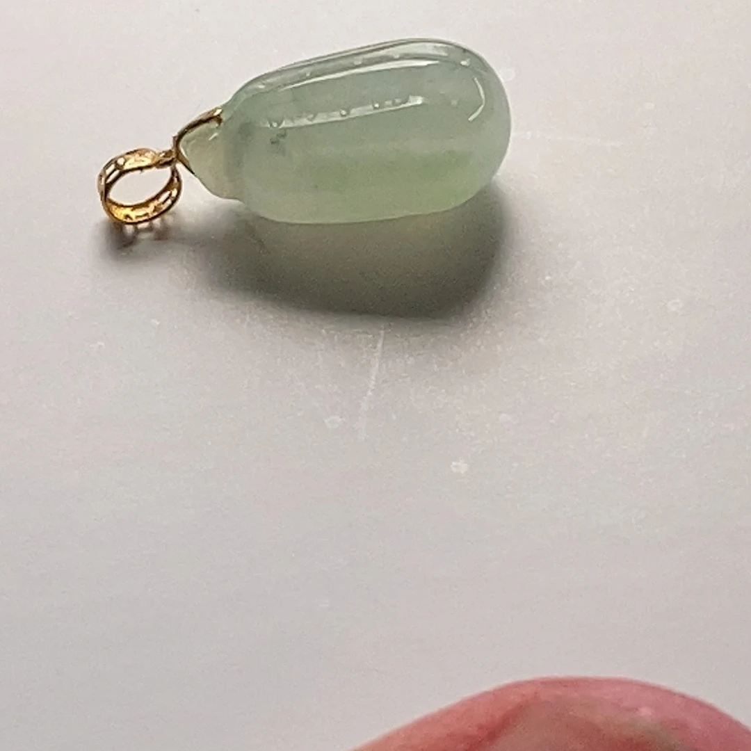 翡翠18K金镶嵌颈饰天然